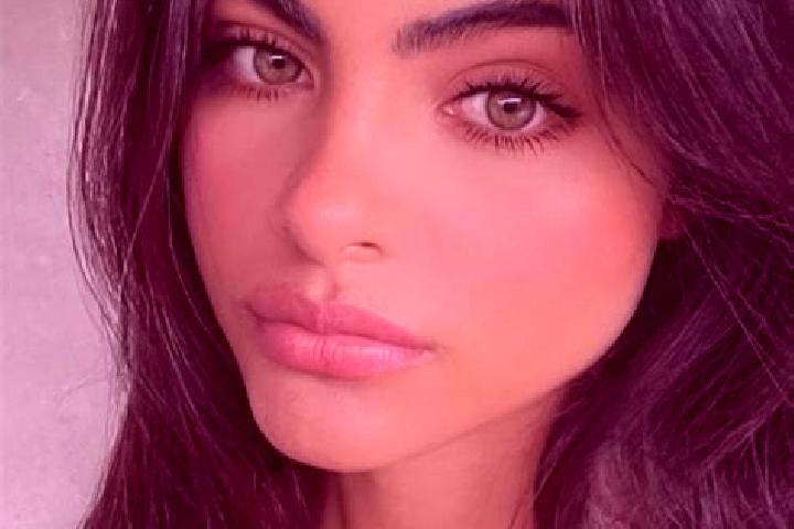 Ava, 21, a black hazel-eyed european companion based in Lacoochee. Offering Erotic Massage, Girlfriend Experience, BDSM, Domination. Available for incall and...