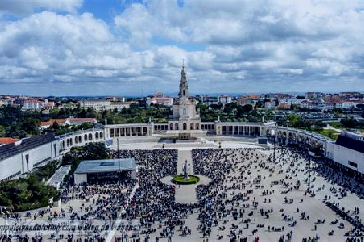 Ava, 21 — Escort in Fatima, Portugal