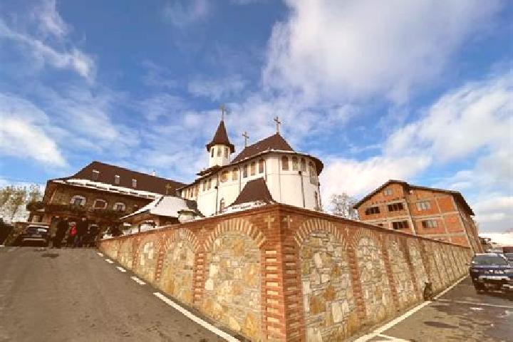 Ava, 21 — Escort in Giurgeni, Romania