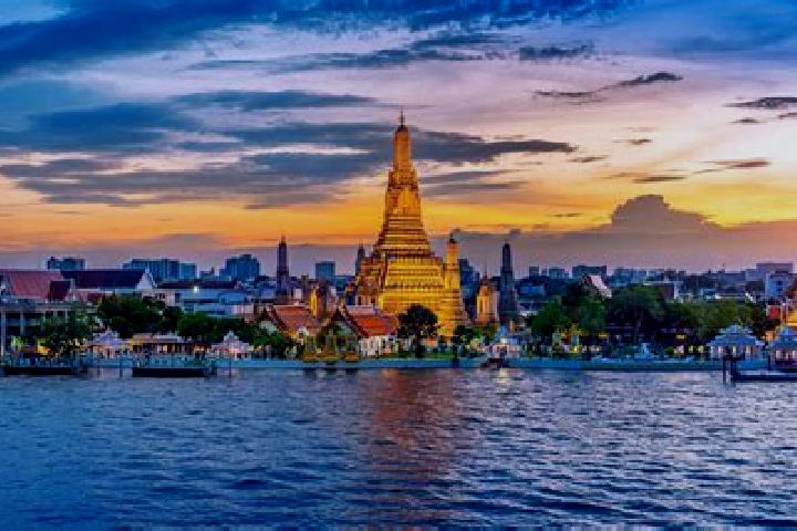 Ava, 21 — Escort in Phan, Thailand
