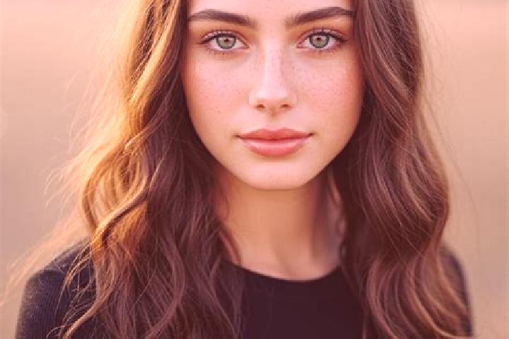 Ava, 22, a auburn grey-eyed mediterranean companion based in Geretsried. Offering Couples, Overnight. Available for incall and outcall, day and evening dates.