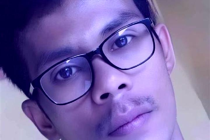 Ava, 22 — Escort in Cibalong, Indonesia