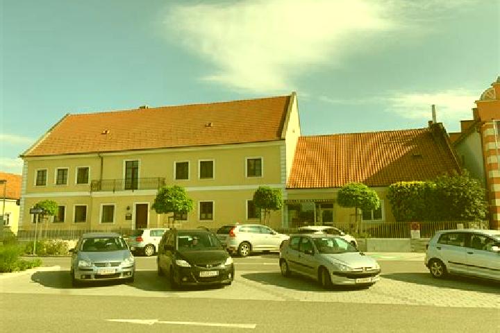 Ava, 22 — Escort in Langenrohr, Austria