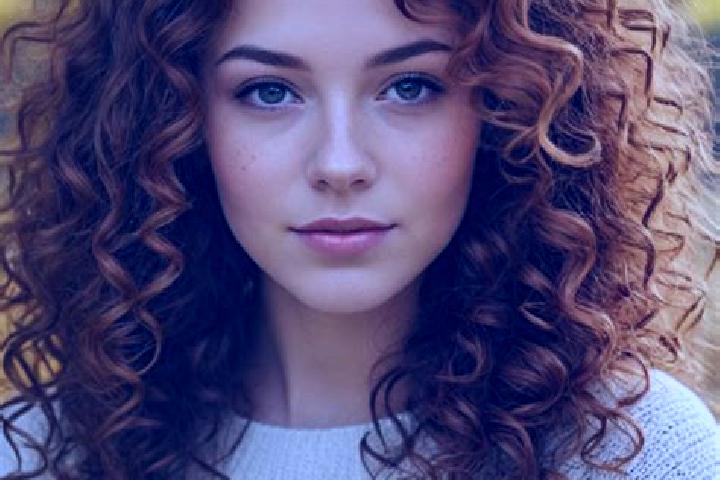 Ava, 23, a auburn grey-eyed slavic companion based in Lonnerstadt. Offering Tantra, Overnight, Dinner Date. Available for incall and outcall, day and evening...