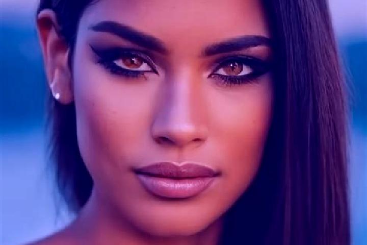 Ava, 23, a blonde dark-eyed latina companion based in Szczuczyn. Offering Travel Companion, A-Level, BDSM, 69. Available for incall and outcall, day and even...