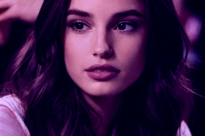 Ava, 23, a brunette brown-eyed indian companion based in Sanseo. Offering Overnight, Deep French Kissing, Striptease. Available for incall and outcall, day a...