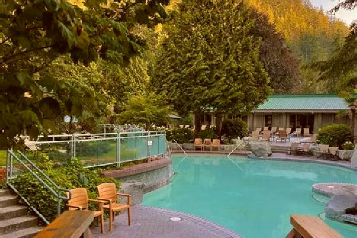 Ava, 23 — Escort in Harrison Hot Springs, Canada