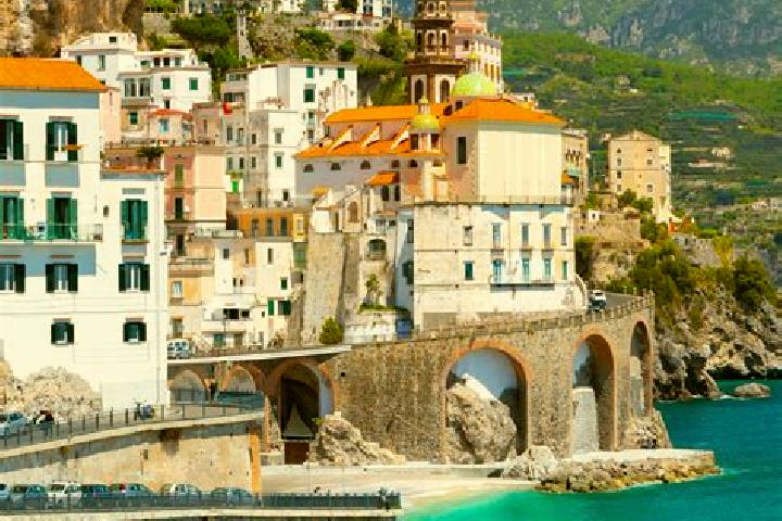 Ava, 23 — Escort in Rho, Italy