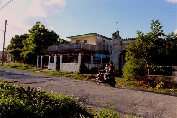 Ava, 23 — Escort in Vibora Park, Cuba