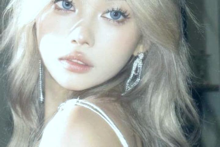 Ava, 24, a blonde brown-eyed asian companion based in Cubo de Bureba. Offering Deep French Kissing, Erotic Massage, Couples, Domination. Available for incall...