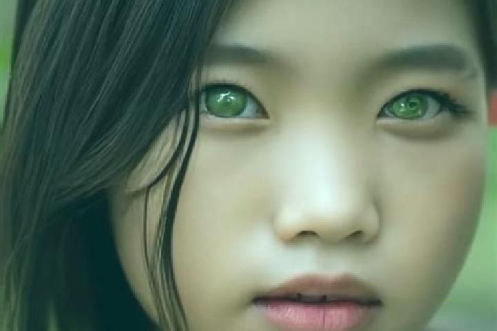 Ava, 24, a brunette green-eyed asian companion based in Itapejara d Oeste. Offering Party Girl, BDSM, Duos. Available for incall and outcall, overnight booki...