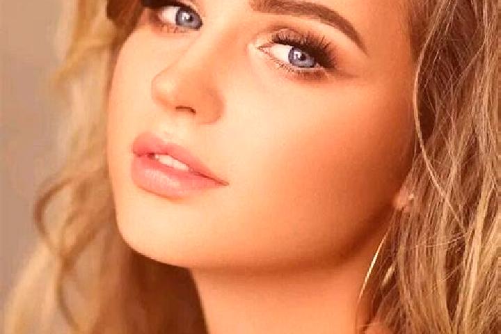Ava, 24, a dark blonde blue-eyed mediterranean companion based in Pacihayan. Offering Couples, A-Level, Domination, Overnight. Available for incall and outca...