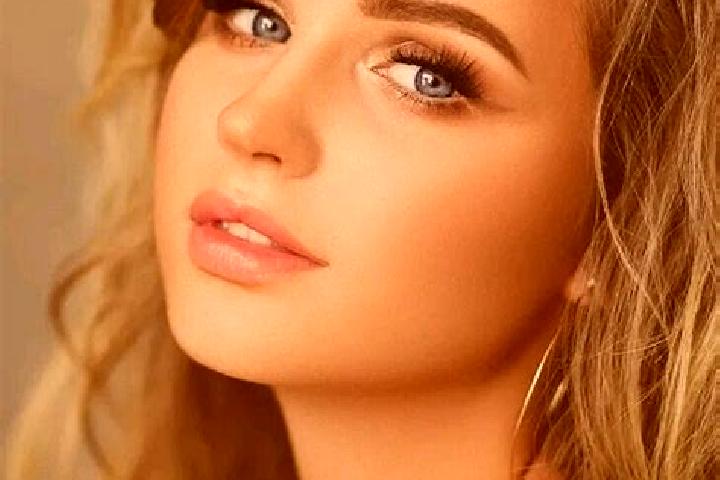 Ava, 24, a dark blonde blue-eyed slavic companion based in Kele. Offering Striptease, GFE, Girlfriend Experience. Available for incall and outcall, overnight...