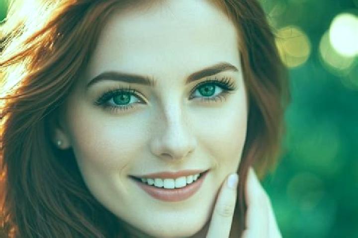 Ava, 25, a auburn amber-eyed caucasian companion based in Arrancacepas. Offering Girlfriend Experience, Striptease, Domination, OWO, Couples. Available for i...