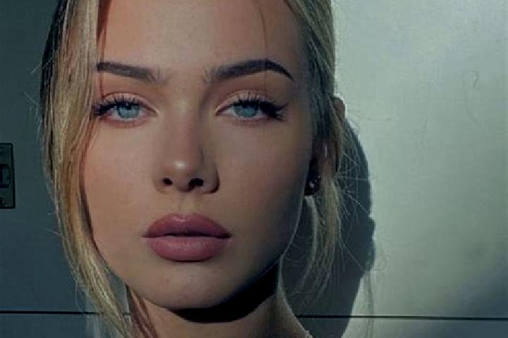 Ava, 25, a blonde dark-eyed european companion based in Curiuva. Offering A-Level, Girlfriend Experience, Deep French Kissing. Available for incall and outca...