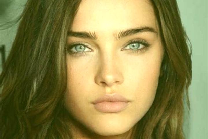 Ava, 25, a brunette green-eyed indian companion based in Paszab. Offering Fetish, BDSM, Striptease, Travel Companion. Available for incall and outcall, day a...