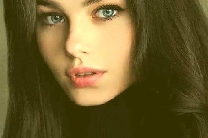 Ava, 25, a brunette grey-eyed slavic companion based in Realville. Offering Prostate Massage, Fetish, Girlfriend Experience, 69, Party Girl. Available for in...