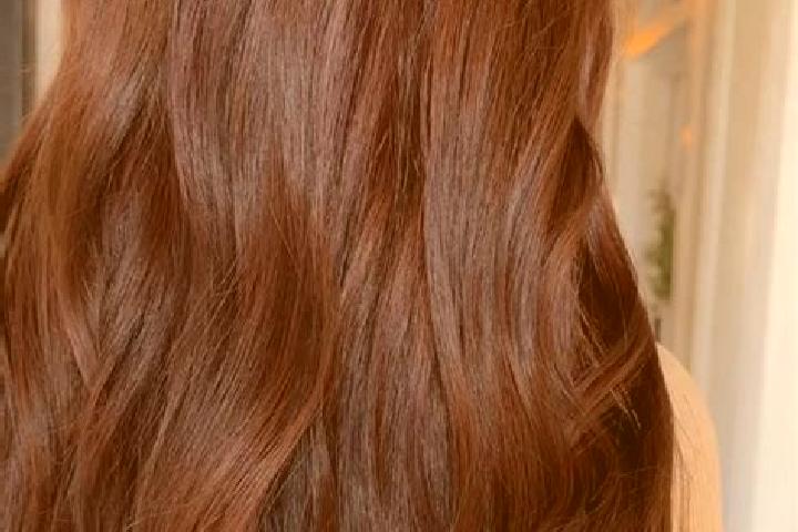 Ava, 25, a red brown-eyed asian companion based in Pocking. Offering A-Level, Dinner Date, BDSM, Domination. Available for incall and outcall, day and evenin...