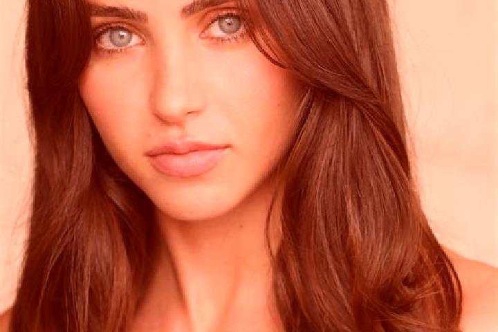 Ava, 25, a red brown-eyed latina companion based in Mocorua. Offering A-Level, OWO, Striptease, Duos. Available for incall and outcall, day and evening dates.