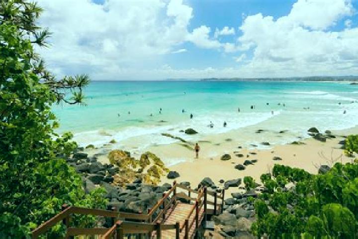 Ava, 25 — Escort in Castaways Beach, Australia