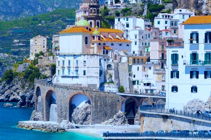 Ava, 25 — Escort in Fornaci, Italy