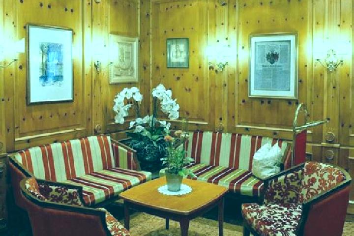 Ava, 25 — Escort in Wals, Austria