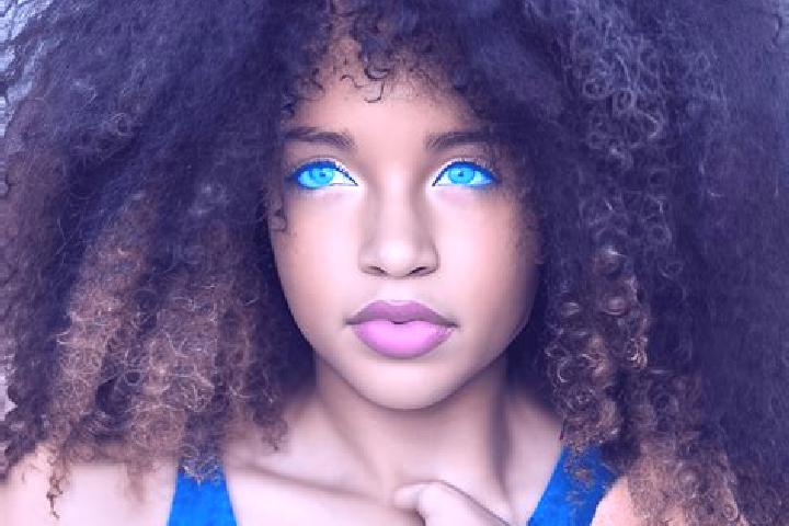 Ava, 26, a black blue-eyed ebony companion based in Kieta. Offering Duos, Overnight, OWO. Available for incall and outcall, overnight bookings available.