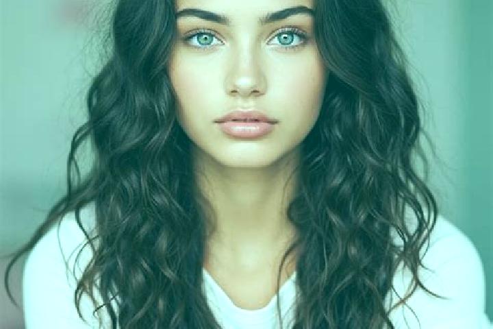 Ava, 26, a brunette blue-eyed mediterranean companion based in Panututan. Offering BDSM, Erotic Massage, Prostate Massage, Deep French Kissing. Available for...