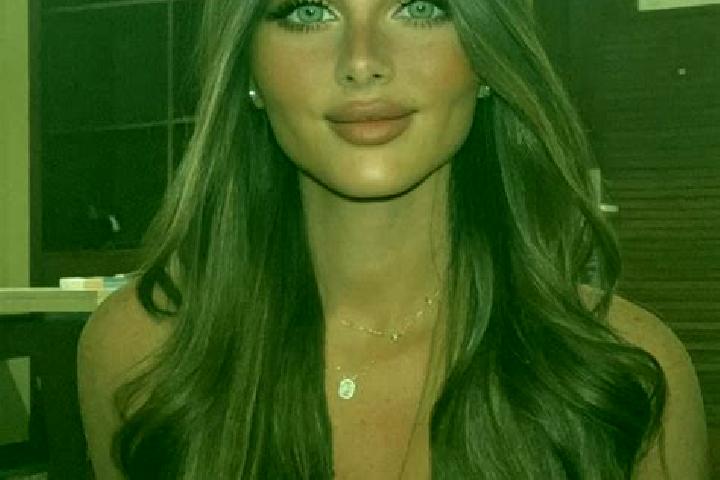 Ava, 26, a brunette dark-eyed caucasian companion based in Dingzigu. Offering Dinner Date, GFE, 69, OWO, Couples. Available for incall and outcall, day and e...