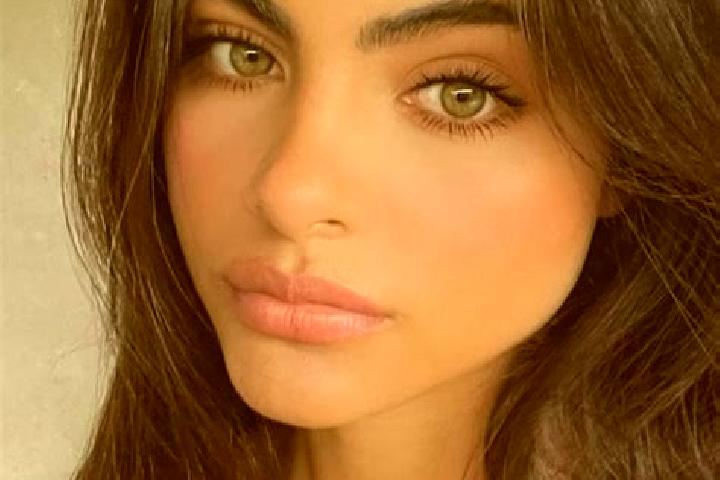 Ava, 26, a brunette dark-eyed indian companion based in Maao. Offering Deep French Kissing, Travel Companion, Striptease. Available for incall and outcall, o...