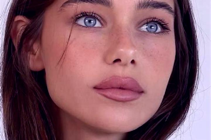 Ava, 26, a brunette grey-eyed european companion based in Faridpur. Offering Couples, Domination, Roleplay. Available for incall and outcall, overnight booki...