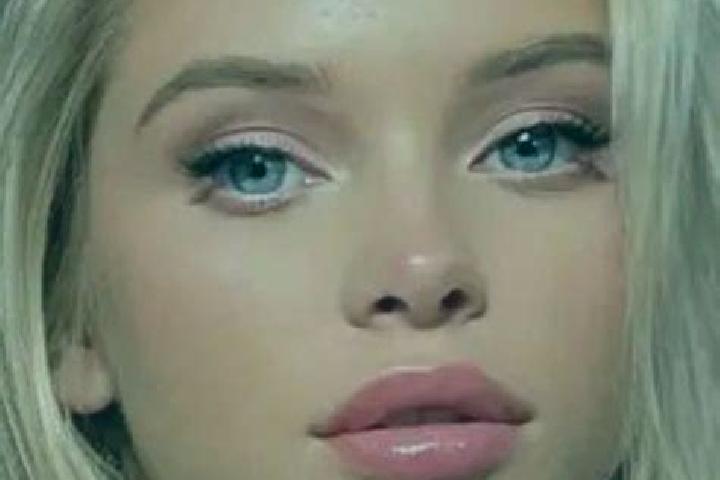 Ava, 26, a dark blonde blue-eyed caribbean companion based in Pasirgaru. Offering Dinner Date, Deep French Kissing, Massage. Available for incall and outcall...