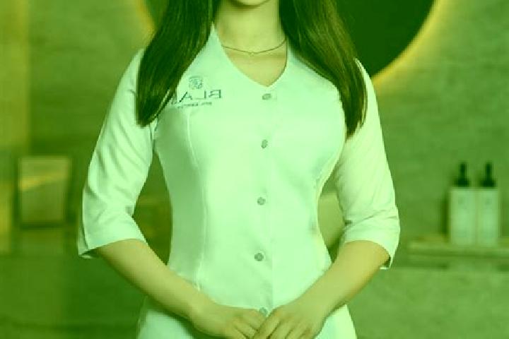 Ava, 26, a red brown-eyed european companion based in Dumanli. Offering Tantra, Erotic Massage, BDSM, GFE. Available for incall and outcall, day and evening ...
