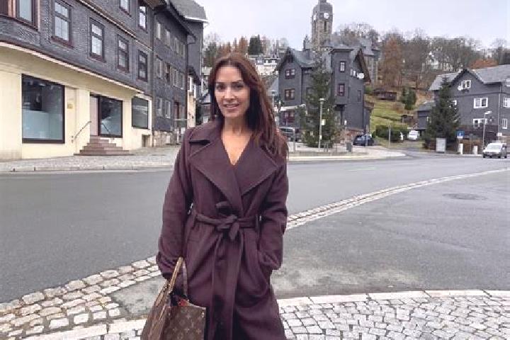 Ava, 26 — Escort in Lauscha, Germany