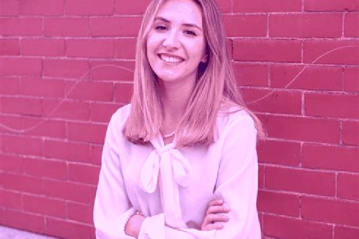 Ava, 26 — Escort in Stroud, United States