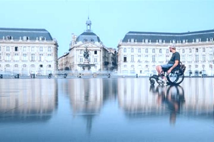 Ava, 26 — Escort in Villesequelande, France
