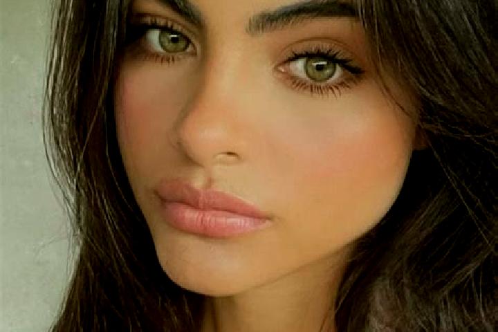 Ava, 27, a black hazel-eyed mediterranean companion based in Lyle. Offering GFE, Dinner Date, Roleplay. Available for incall and outcall, overnight bookings ...