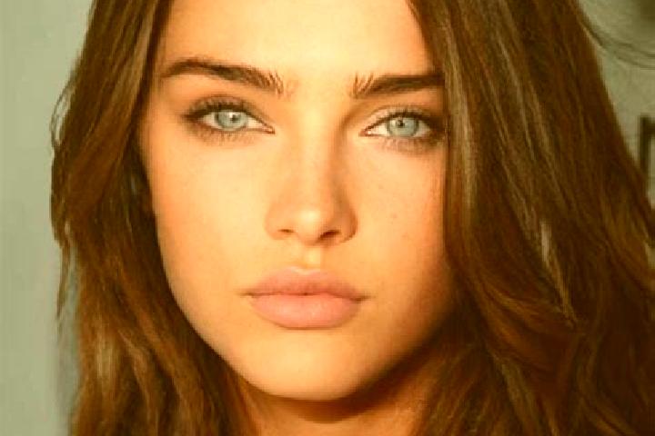 Ava, 27, a brunette grey-eyed european companion based in Tillo. Offering Fetish, Overnight, Erotic Massage, Party Girl. Available for incall and outcall, ov...
