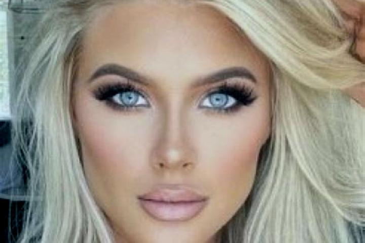 Ava, 27, a platinum blonde amber-eyed latina companion based in Angara-Debou. Offering Girlfriend Experience, GFE, BDSM. Available for incall and outcall, da...
