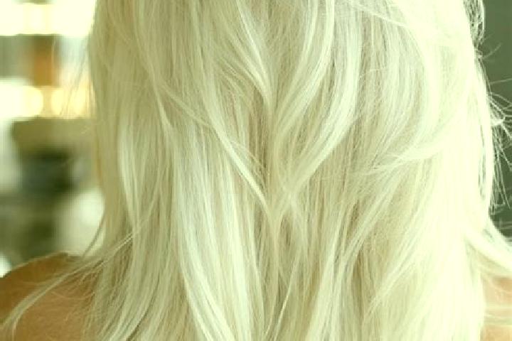 Ava, 27, a platinum blonde grey-eyed indian companion based in Nahuimpuquio. Offering Travel Companion, Dinner Date, Overnight, Deep French Kissing, Massage....