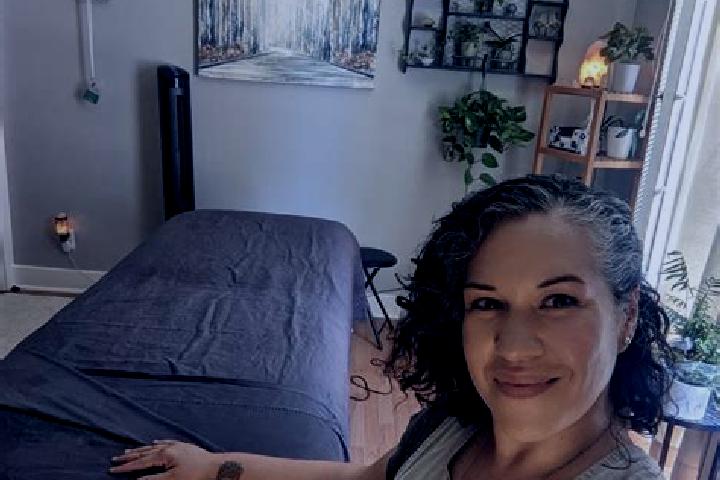 Ava, 27, a red dark-eyed latina companion based in Brattleboro. Offering Dinner Date, BDSM, Travel Companion, Overnight, Erotic Massage. Available for incall...