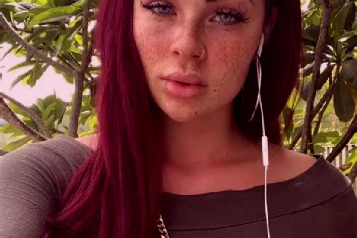 Ava, 27, a red hazel-eyed european companion based in Metabetchouan-Lac-a-la-Croix. Offering Tantra, Couples, Overnight, Travel Companion. Available for inca...