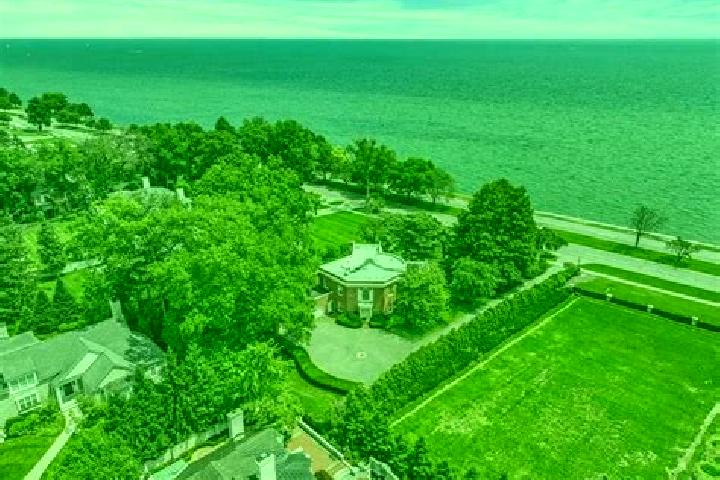 Ava, 27 — Escort in Grosse Pointe Farms, United States