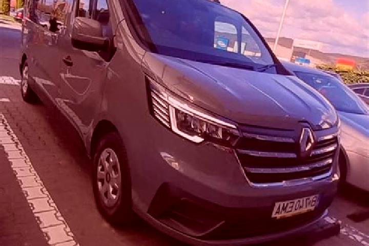Ava, 27 — Escort in Gugesti, Romania