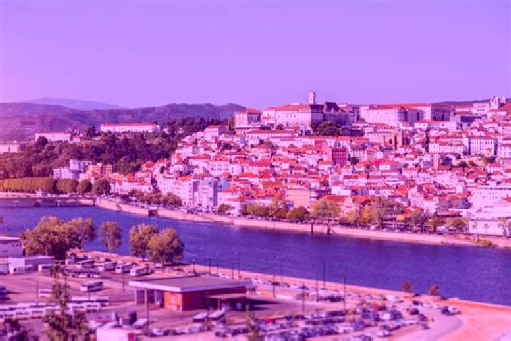 Ava, 27 — Escort in Moreira, Portugal