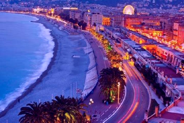 Ava, 27 — Escort in Nizza di Sicilia, Italy