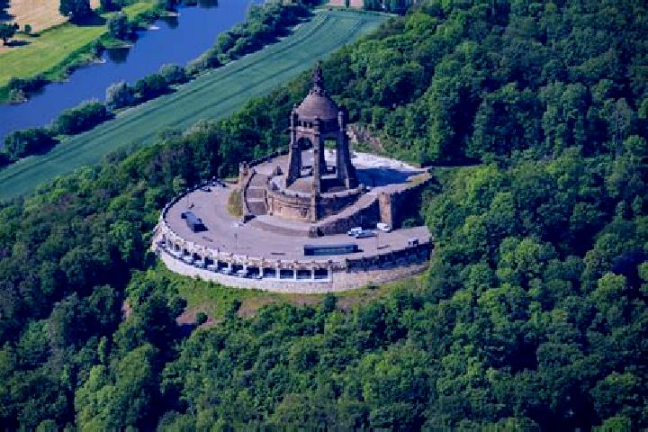 Ava, 27 — Escort in Porta Westfalica, Germany