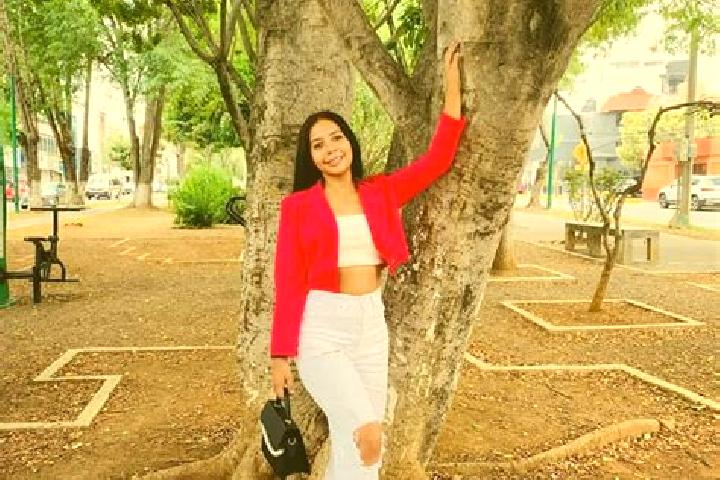 Ava, 27 — Escort in Tzitzio, Mexico