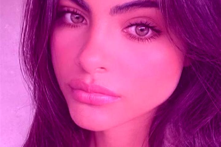Ava, 28, a black green-eyed indian companion based in Villabuena del Puente. Offering Massage, Duos. Available for incall and outcall, day and evening dates.