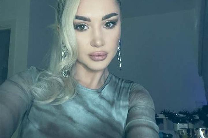 Ava, 28, a blonde grey-eyed indian companion based in Carqueiranne. Offering A-Level, 69, BDSM, Prostate Massage, GFE. Available for incall and outcall, day ...